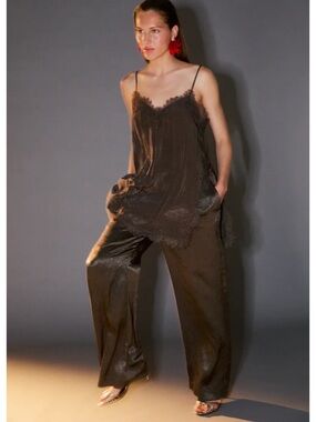 Zara satin wrinkle look flowy pants. S